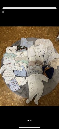 Baby Kleider Nr. 50-54-56