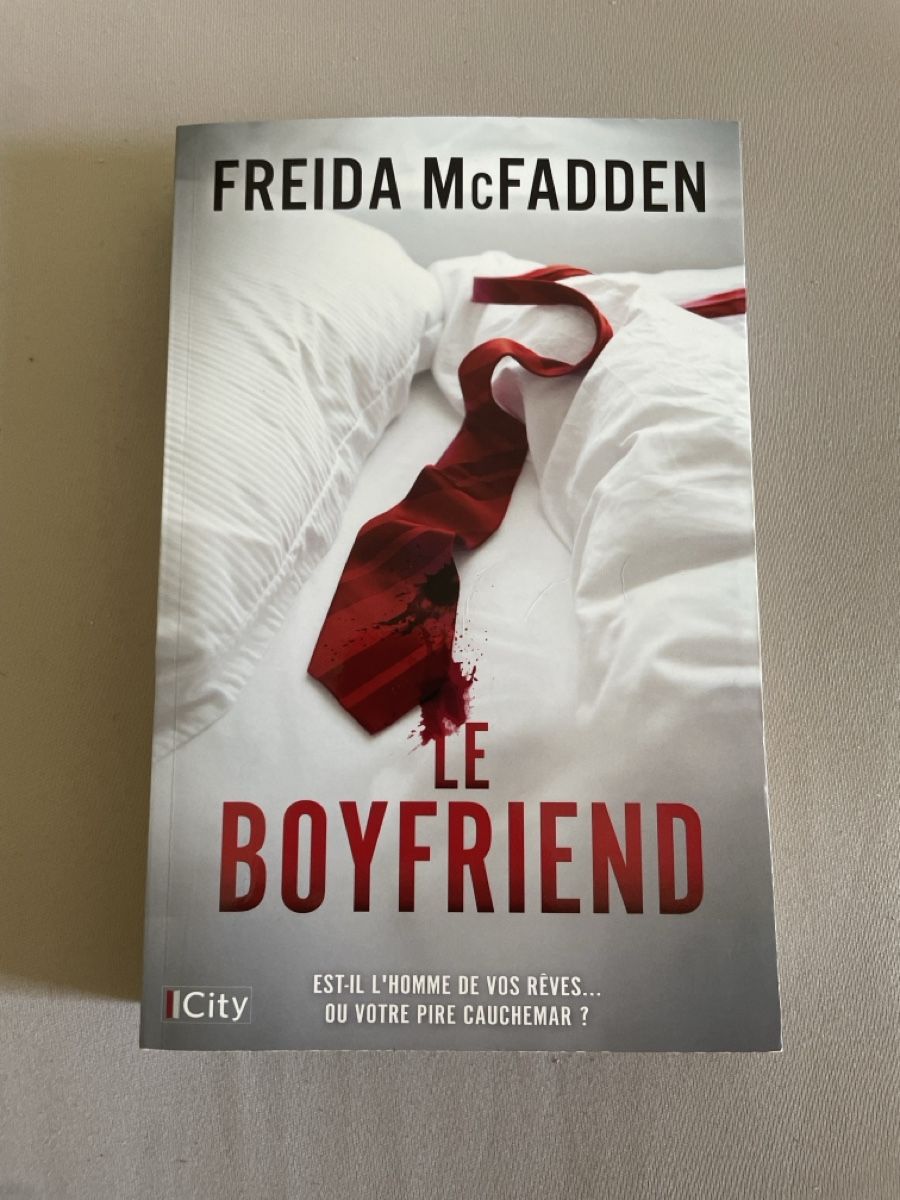 Libri: Le boyfriend  – Nuovo e nell'imballaggio originale da Genève venduto da san_dlr5