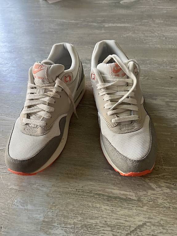 Nike Damenschuhe: Nike Air Max 1 Sneaker Grösse 40 – Gebraucht aus Dietikon von DStella66