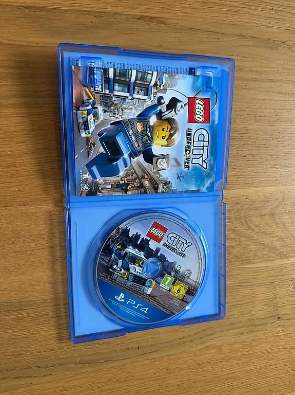 Lego Giochi: PS4 Lego City Undercover – Usato da Luzern venduto da Brokiland 1