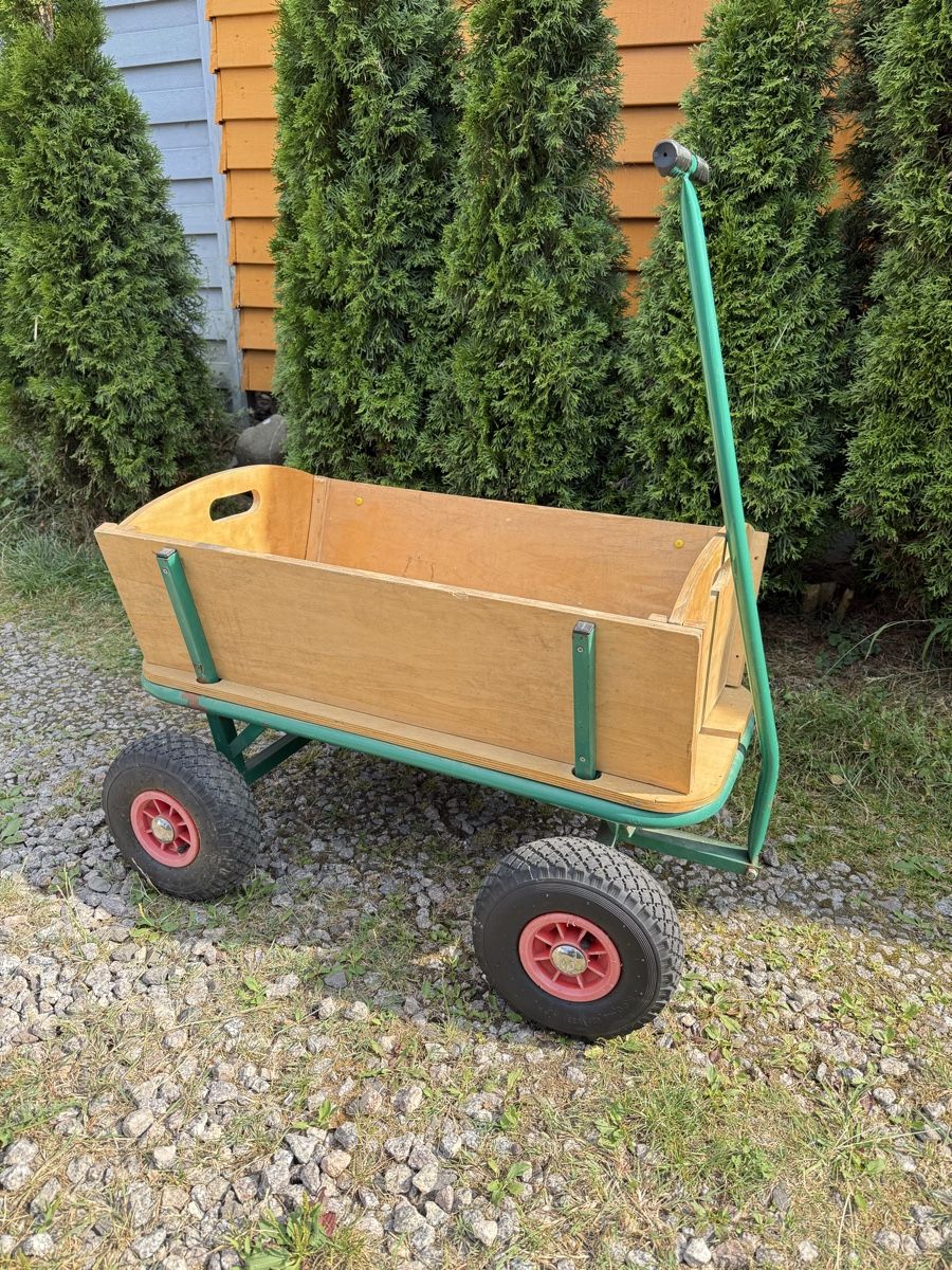 Schubkarren: Grosser Bollerwagen Holz – Gebraucht aus Sirnach von sirni