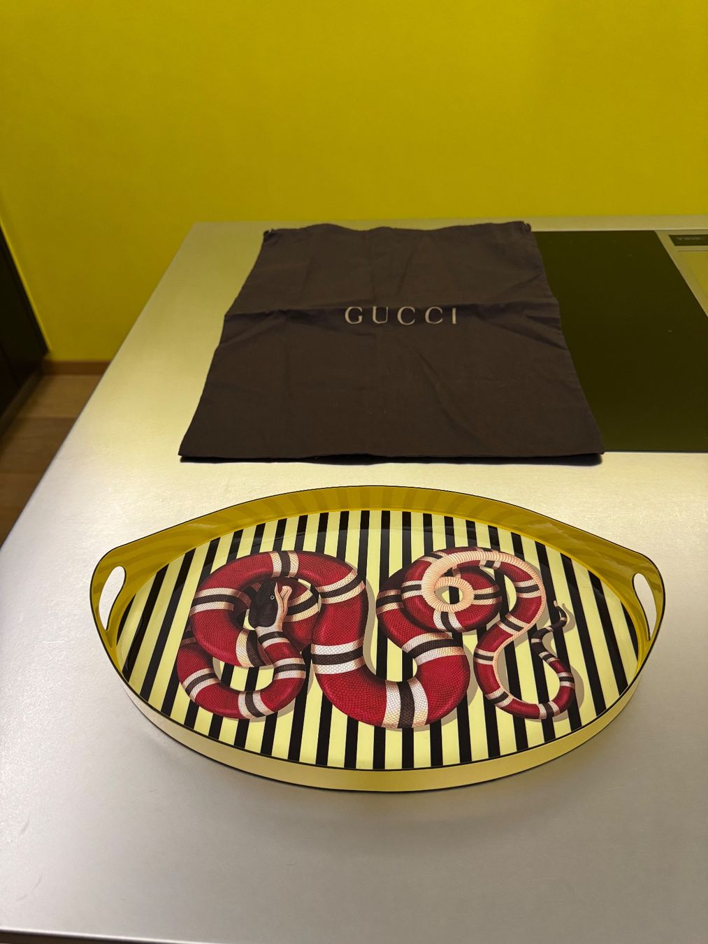 Pareti & Soffitti: Plateau GUCCI Kingsnake Oval – Nuovo (secondo la descrizione) da Fully venduto da Gaga1990 1