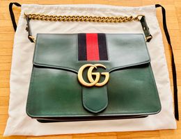 NEUE - NIE BENUTZTE- GUCCI LEDER TASCHE.