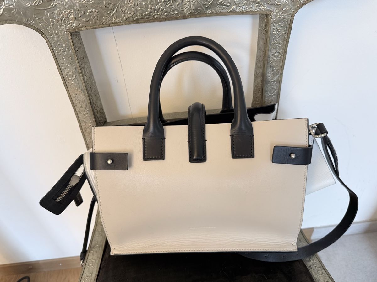 Taschen für Damen: Costume National. Tasche. – Gebraucht aus Zürich von Reloved2020 2