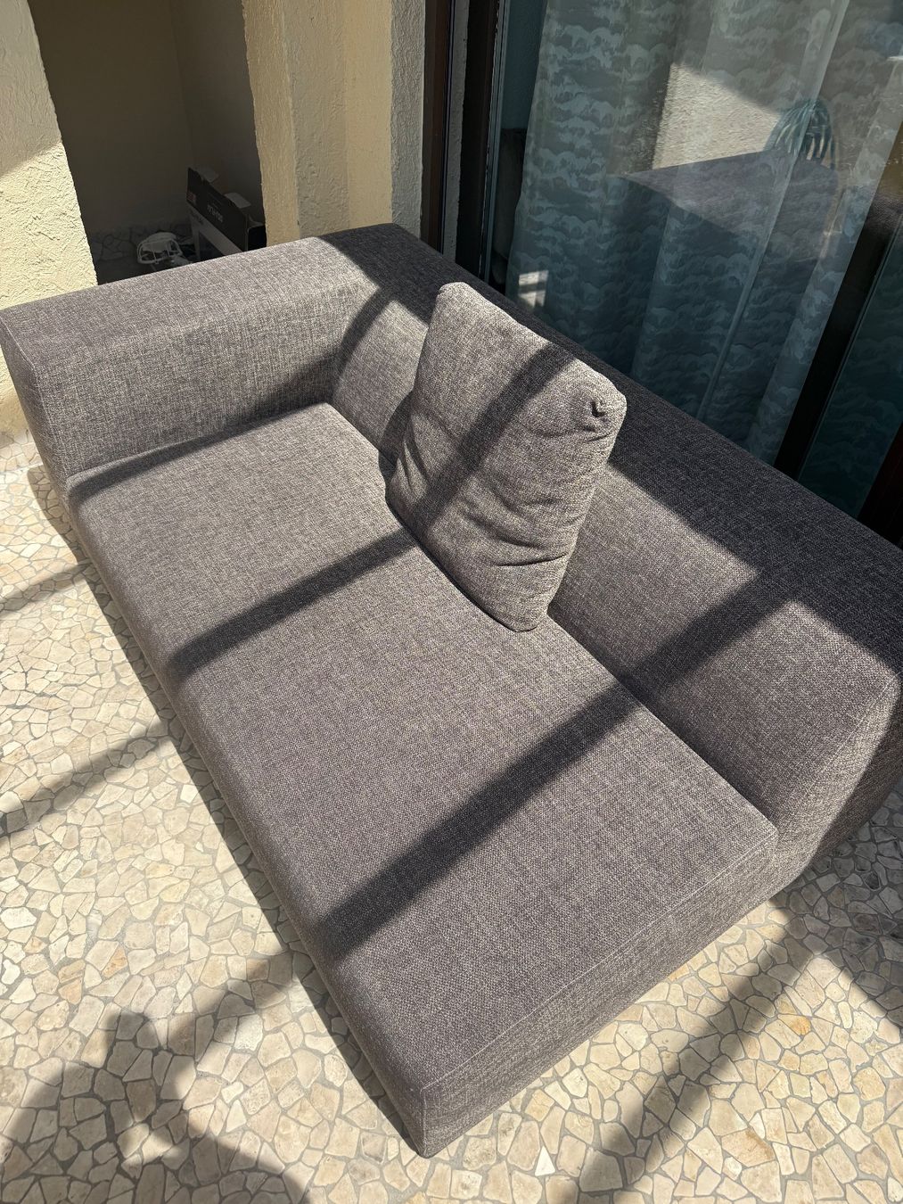 Divani: Canapé gris, style moderne – Usato da Anières venduto da sg_025 2