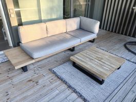 Lounch mit Beistelltisch