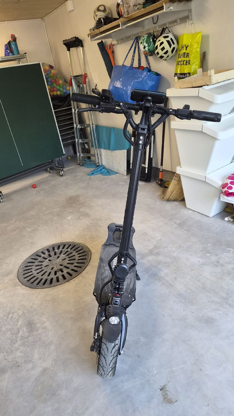 Scooter: E-roller DUALTRON VICTOR LUXURY kaum gebraucht – Usato da Erlenbach ZH venduto da hilledcity 2