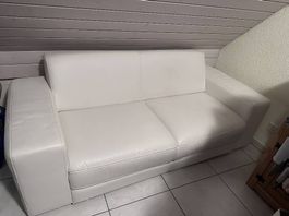 Bequemer 2er Sofa weiss Kunstleder 