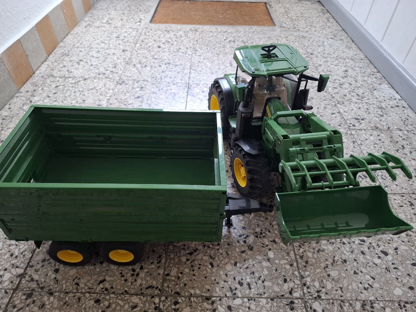 Bruder Giocattoli: Tracteur Bruder John Deere 1/16 – Usato da Courrendlin venduto da tititchoun 3