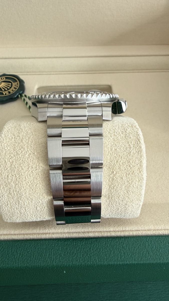 Rolex Uhren: Rolex GMT Master II Sprite Full Set 2025 – Neu und originalverpackt aus Bad Ragaz von ddo_2dbk 2