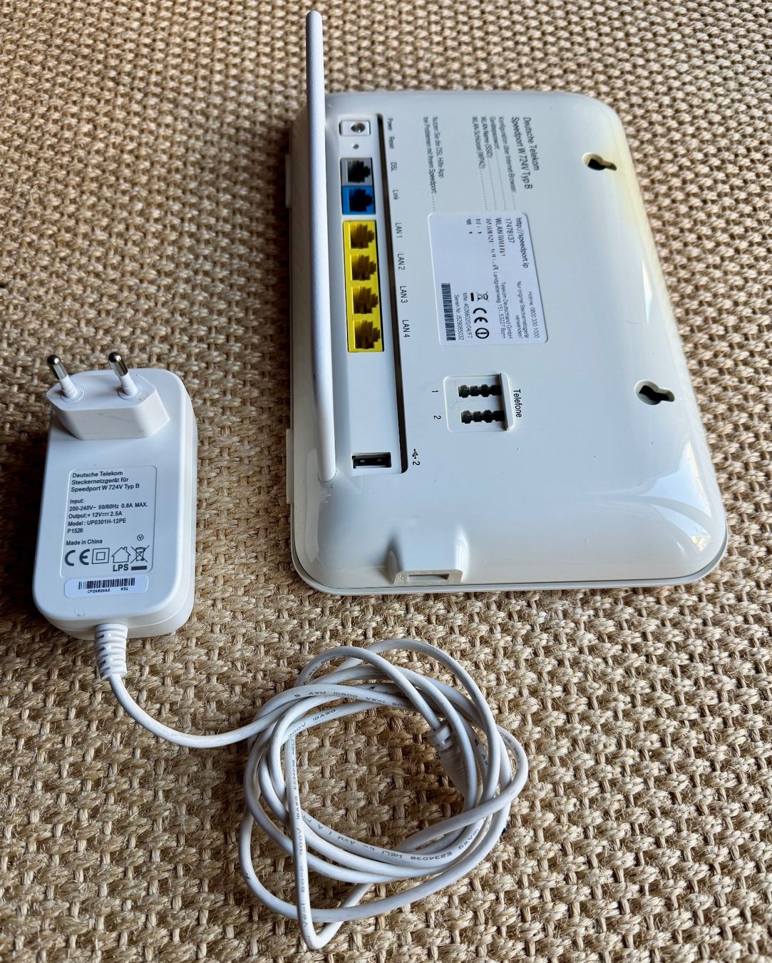 Modem & Router: Speedport W 724V Typ B – Usato da Zollikon venduto da Zollikon 3