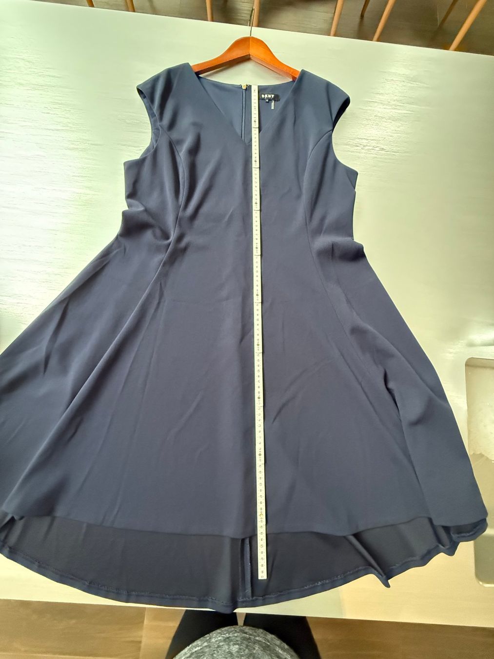 DKNY Vestiti: DKNY Dunkelblau Kleid – Usato da Spreitenbach venduto da BritToSwiss 1