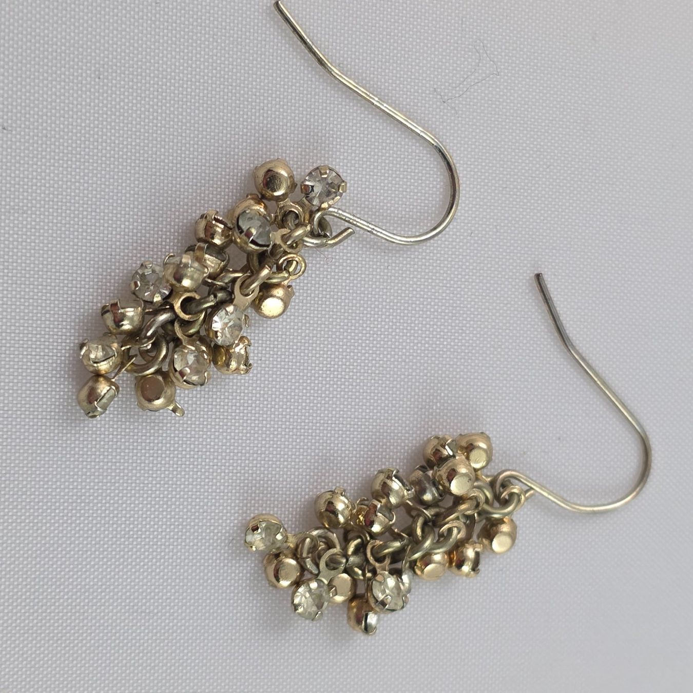 Orecchini pendenti & Orecchini a lobo: Leichte goldfarbene Ohrringe mit Strass      658 – Usato da Wald ZH venduto da Martin79