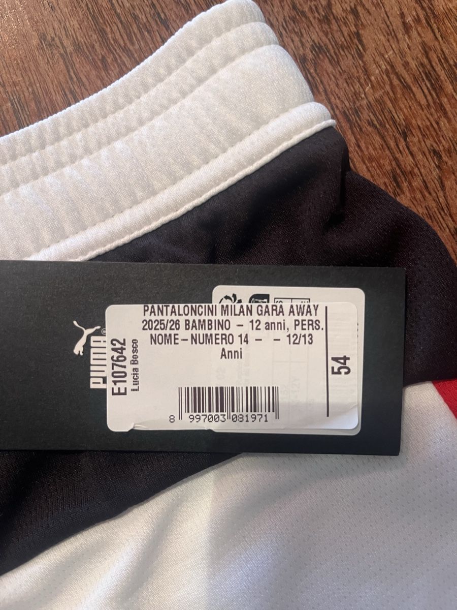Pantaloni: AC Milan Hosen Gr. 152 – Nuovo (secondo la descrizione) da Birmensdorf ZH venduto da Liruli 2
