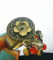 Orientalischer Ring mit Blume, Perlen im Vintage Boho Look