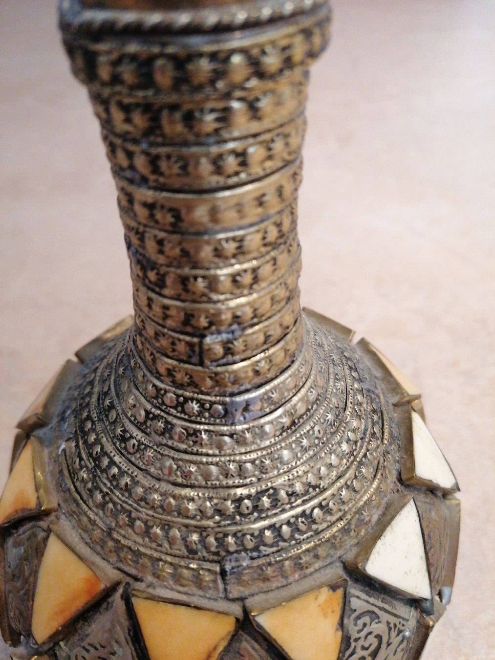 Vasi & Recipienti: Antike Flasche Vase, Messing und Einlegearbeit – Usato da Klingnau venduto da vollmond36 1