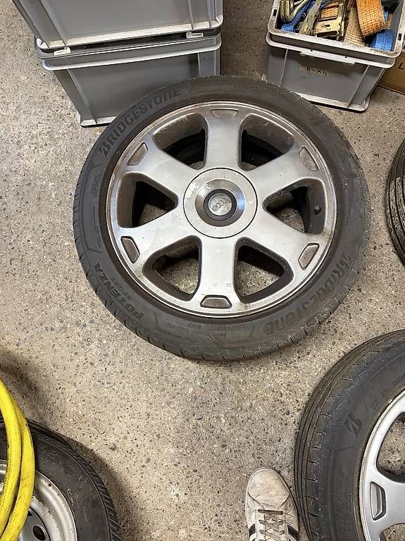 Audi Cerchioni: Audi S4 B5 Felgen – Usato da Madetswil venduto da maucad 1