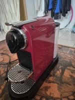 Kapsel-Kaffeemaschine Rot – kompakt