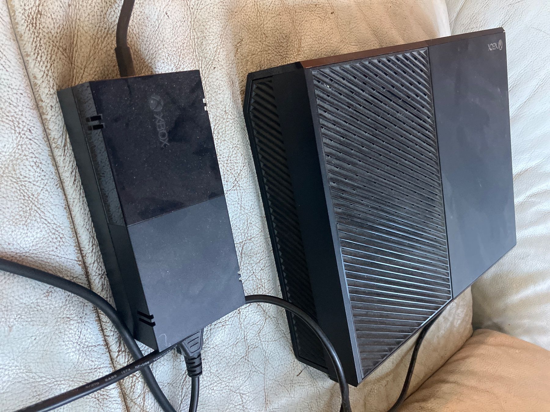Microsoft Console: Spielkonsole Microsoft Xbox One – Usato da Weisslingen venduto da joul7 1