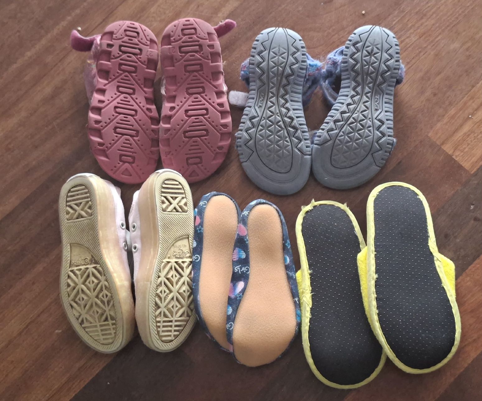Schuhe für Jungen: 5 Schuhe Grösse 27 – Gebraucht aus Thun von SiHoSt 1