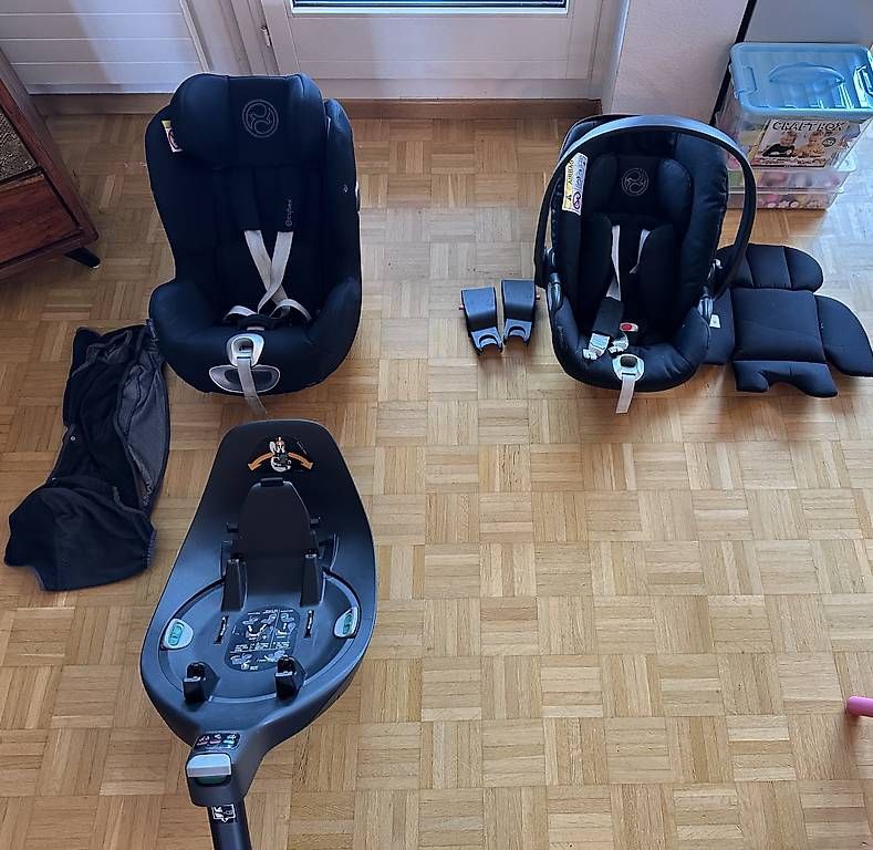 Seggiolini per auto: Cybex Kindersitz + Maxi – Usato da Thalwil venduto da hga_s2js