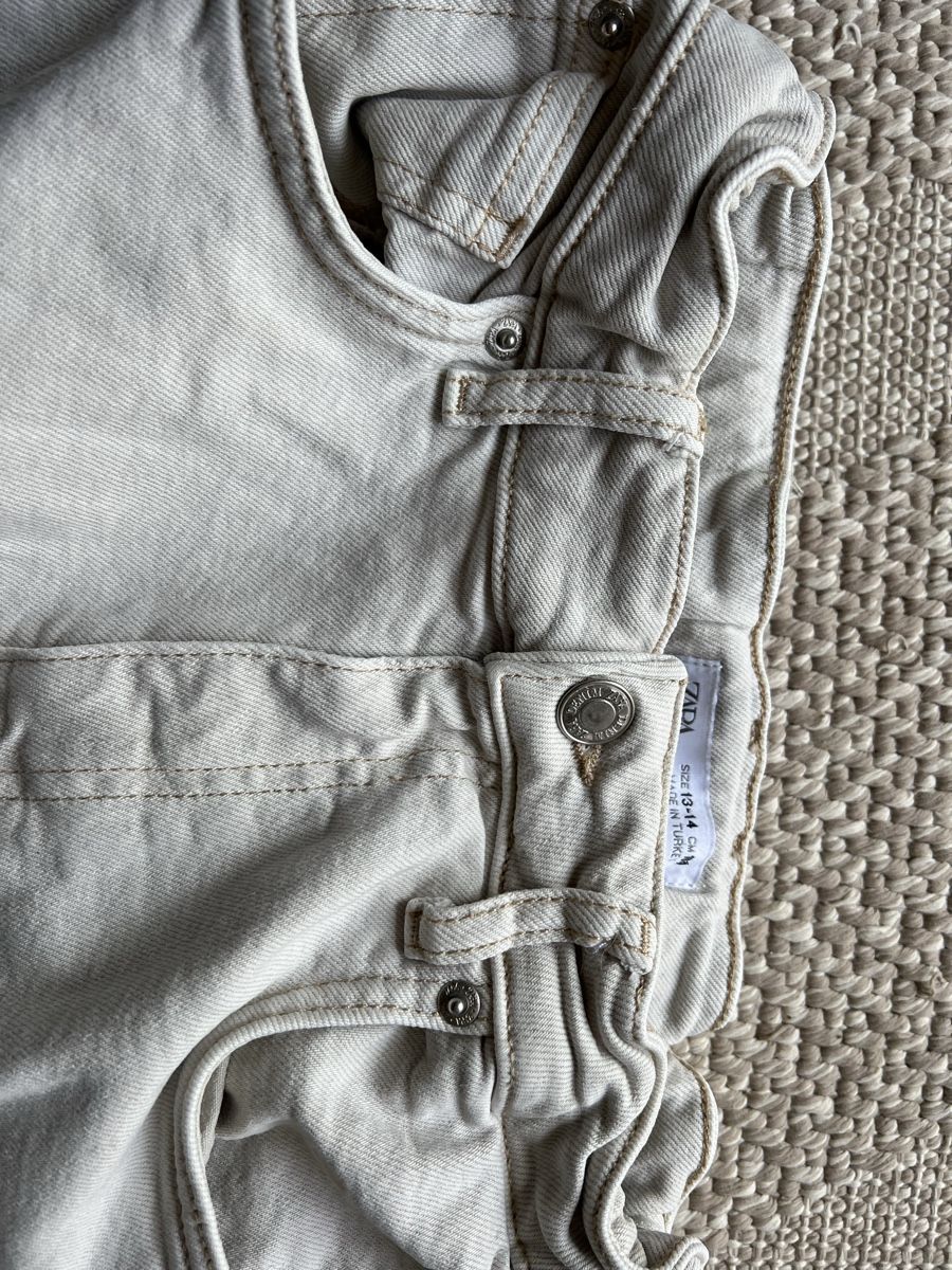 Zara Pantaloni: Zara Hose hell Gr.164 guter Zustand – Usato da Bottighofen venduto da fritz-81 3