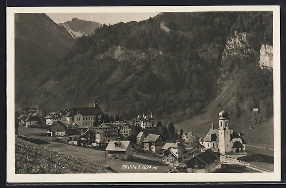 Cartoline postali: AK Melchtal, Ortsansicht mit Berghängen – Usato da Berlin venduto da bartko-reher