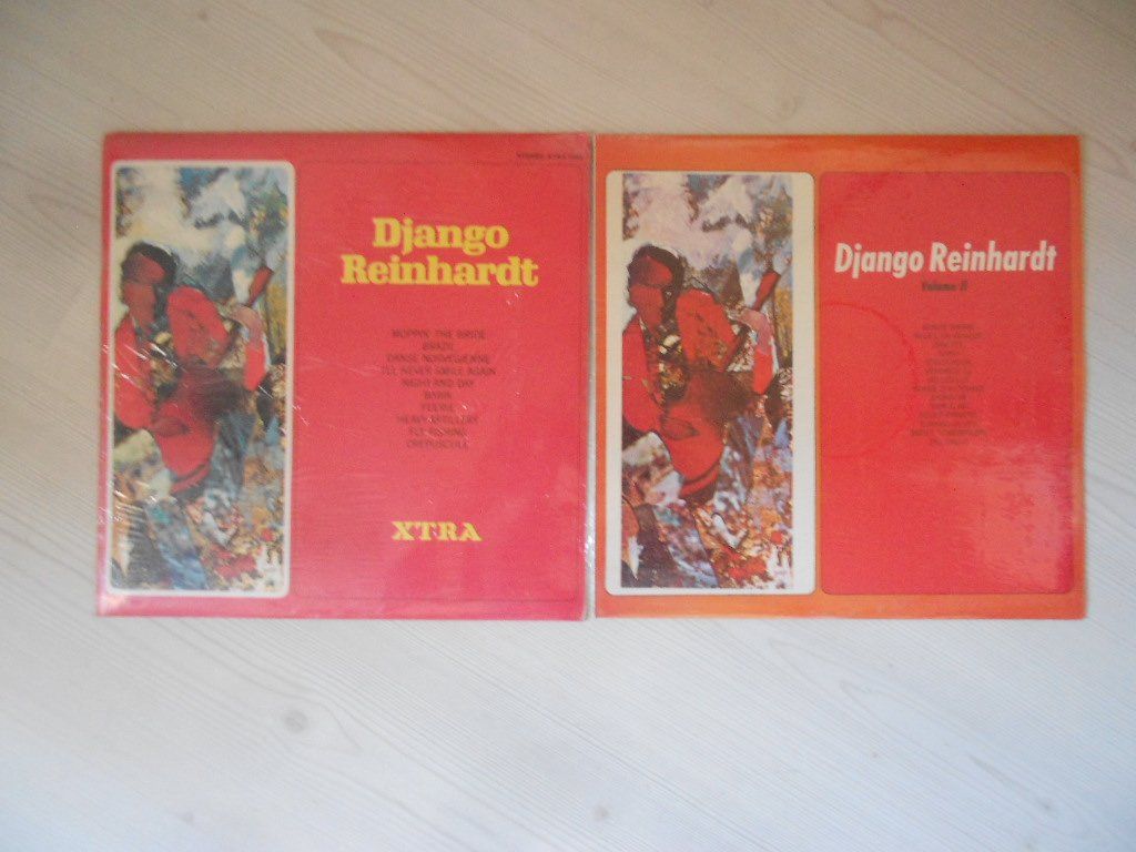 Vinyles: DJANGO REINHARDT  VOL 1  &  2 – D'occasion à Bex par Giorgiob