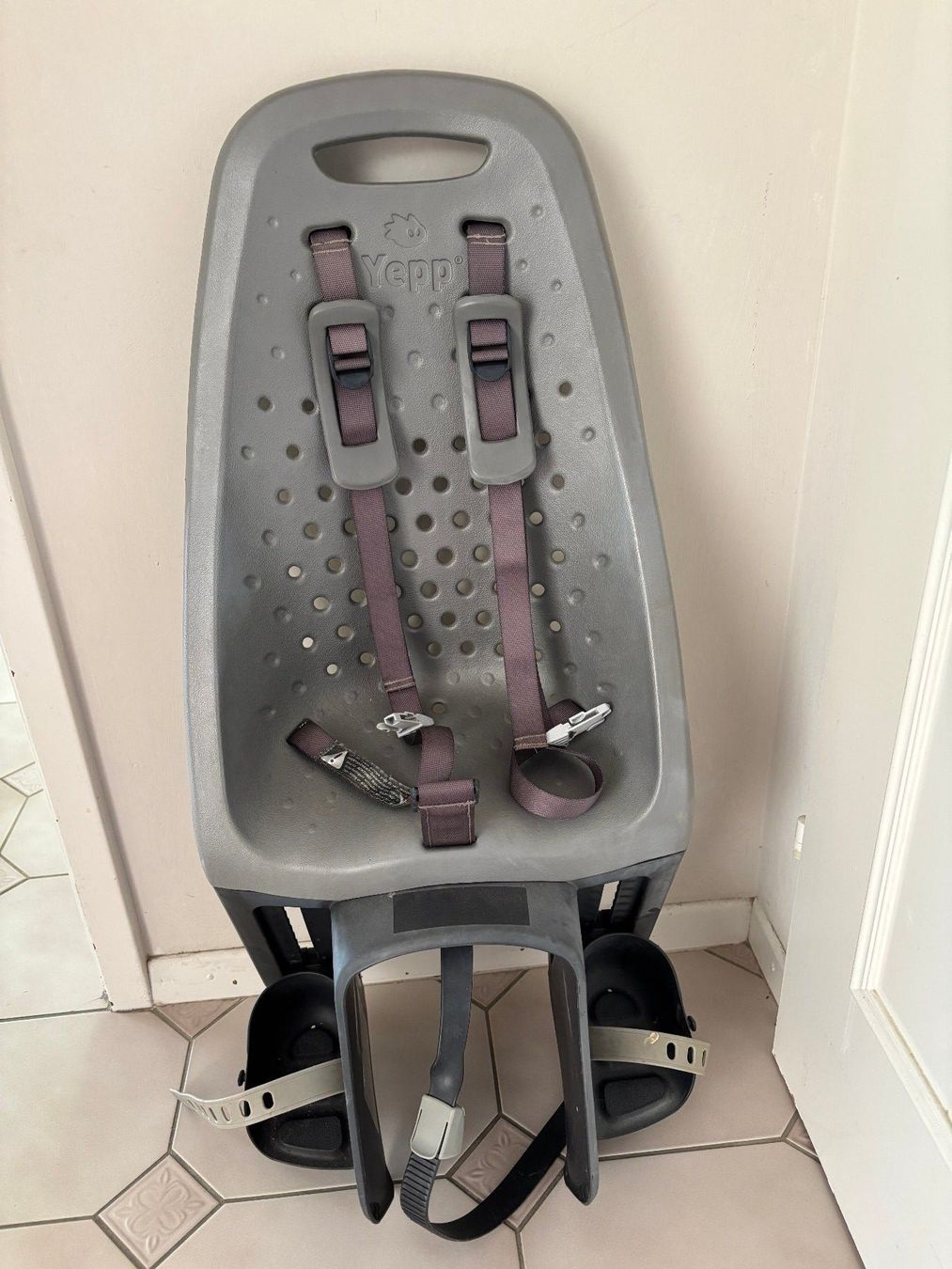 Auto-Kindersitze: Siège vélo enfant Thule Yepp – Gebraucht aus St-Légier-Chiésaz von tit_z9rj