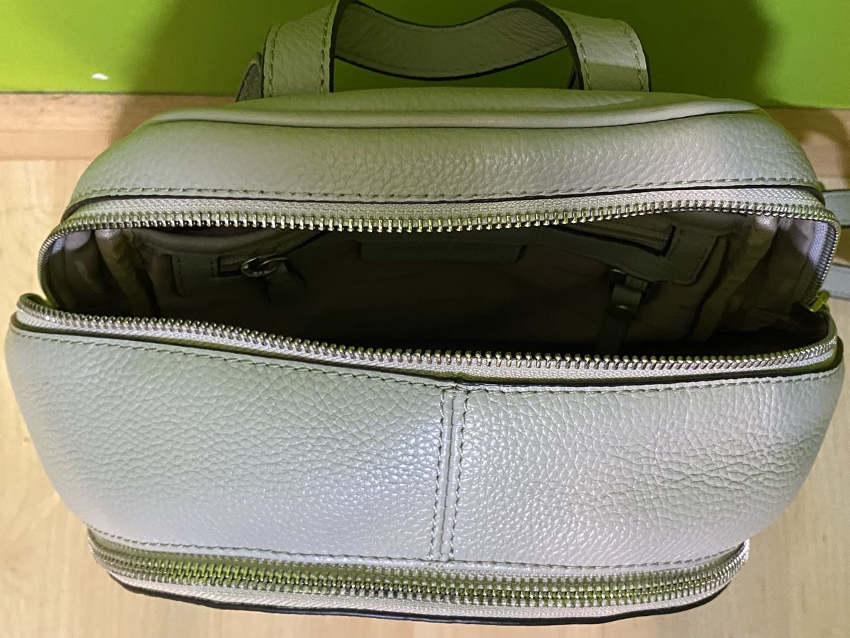 Michael Kors Rucksäcke: Michael Kors, Damenrucksack, Leder, grau – Gebraucht aus Basel von Bwolfels 3