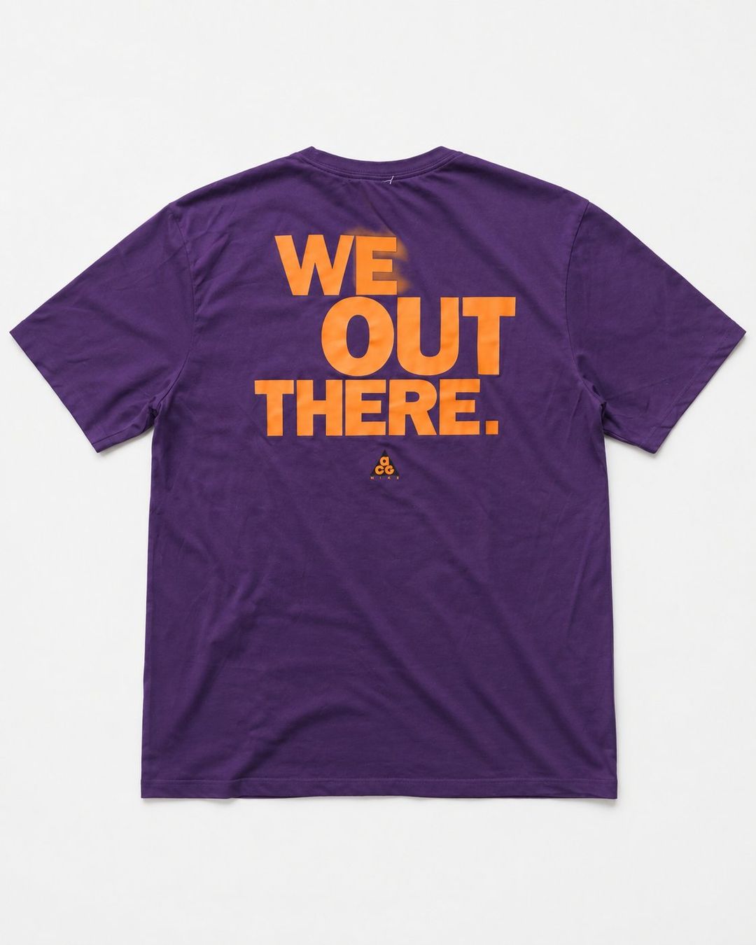 Nike T-shirt: Nike ACG T-shirt Purple Nice shape – Usato da Farvagny-le-Grand venduto da LaCaverne 2