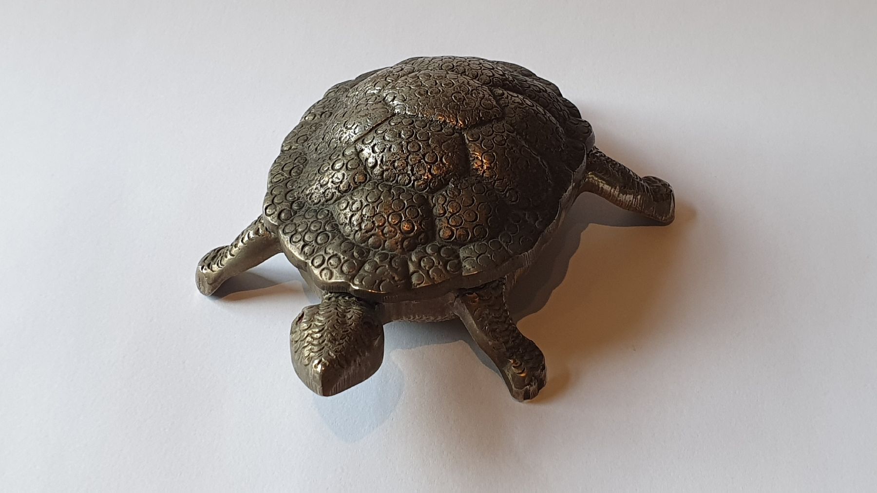 Figuren: Schildkröte aus Metall, vollplastisch – Gebraucht aus Dürnten von stefanverkauft 1