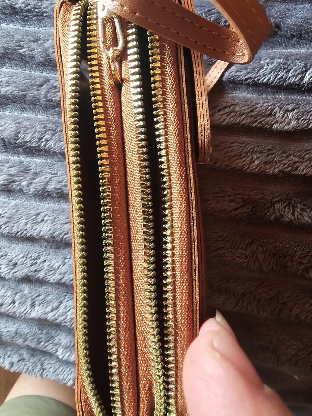 Taschen: Handytasche plus Tasche gratis dazu – Neu und originalverpackt aus Mörel von camasaro 2
