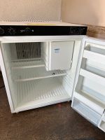 Sibir  Kühlschrank, kompatibel mit 230V und 12V.