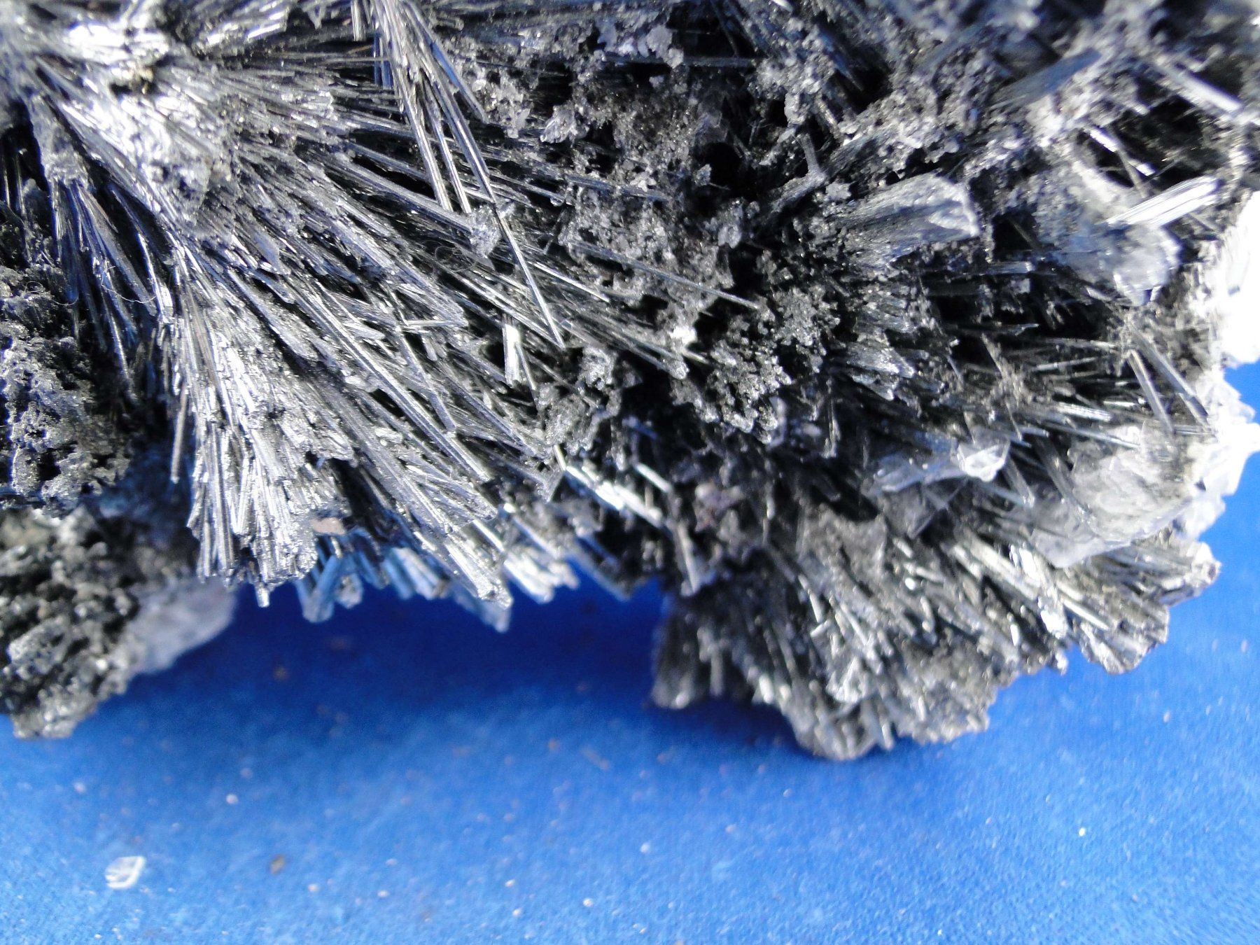 Minerali & Pietre curative: Baryt auf Berthierit – Usato da Schinznach Bad venduto da Demerald 8