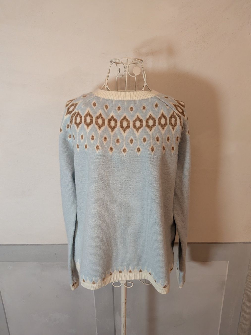 Maglioni & Felpe: Schöner Pulli hellblau / weiss / braun - Grösse L – Usato da Dietfurt venduto da Subforce1853