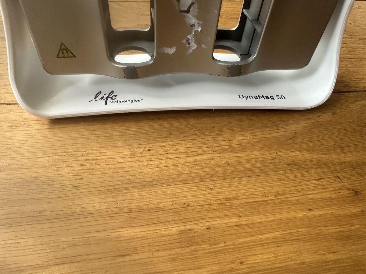 Autres décorations & accessoires: Life Technologies DynaMag-50 Magnetischer Separator – D'occasion à Basel par ben_pvk7 1