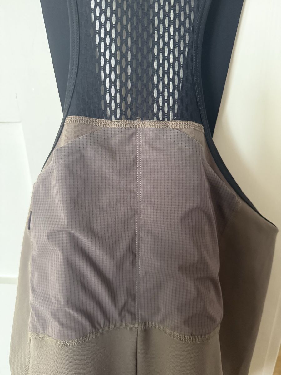 Altro in  Abbigliamento & Accessori: Pas Normal Studios Cargo Bib (Gravel) – Usato da Zürich venduto da cecamobe01 3