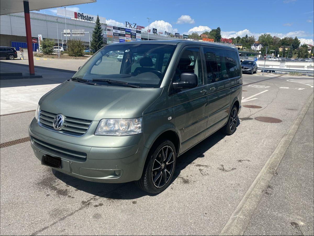 VW Autos: Volkswagen Multivan T5 – D'occasion à Neyruz FR par patchass 1