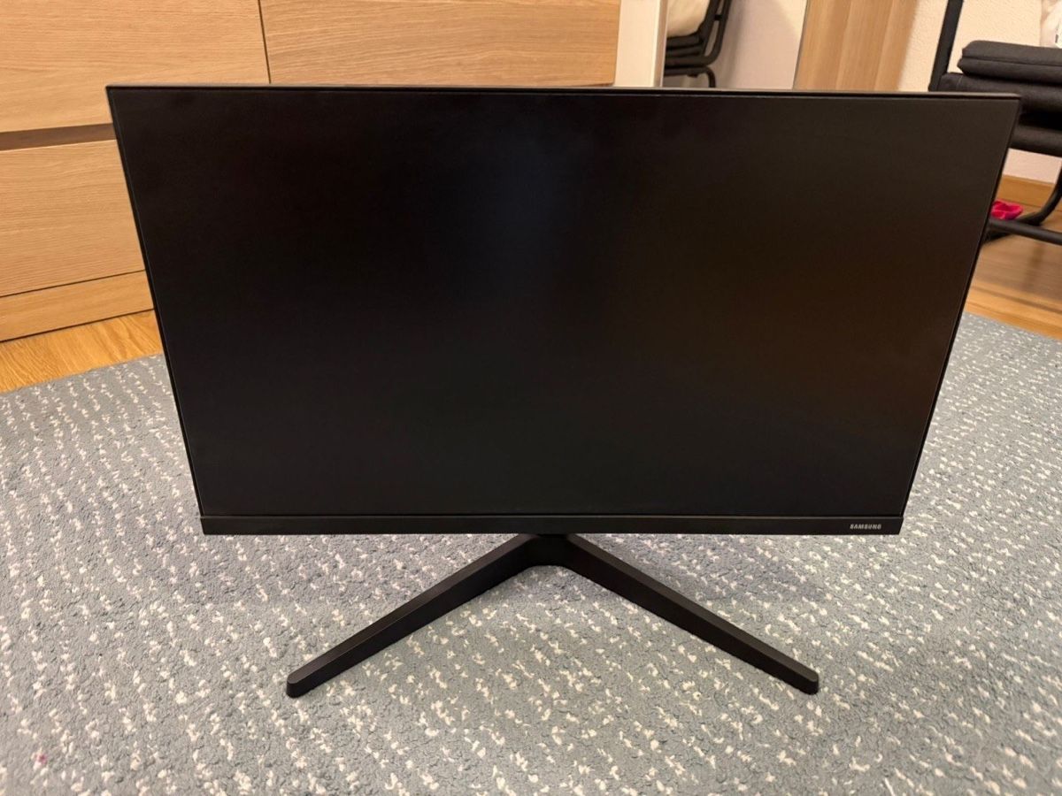 Samsung Monitore: Monitor Samsung Model F24T350FHR – Gebraucht aus Zürich von pie_6ccs 2