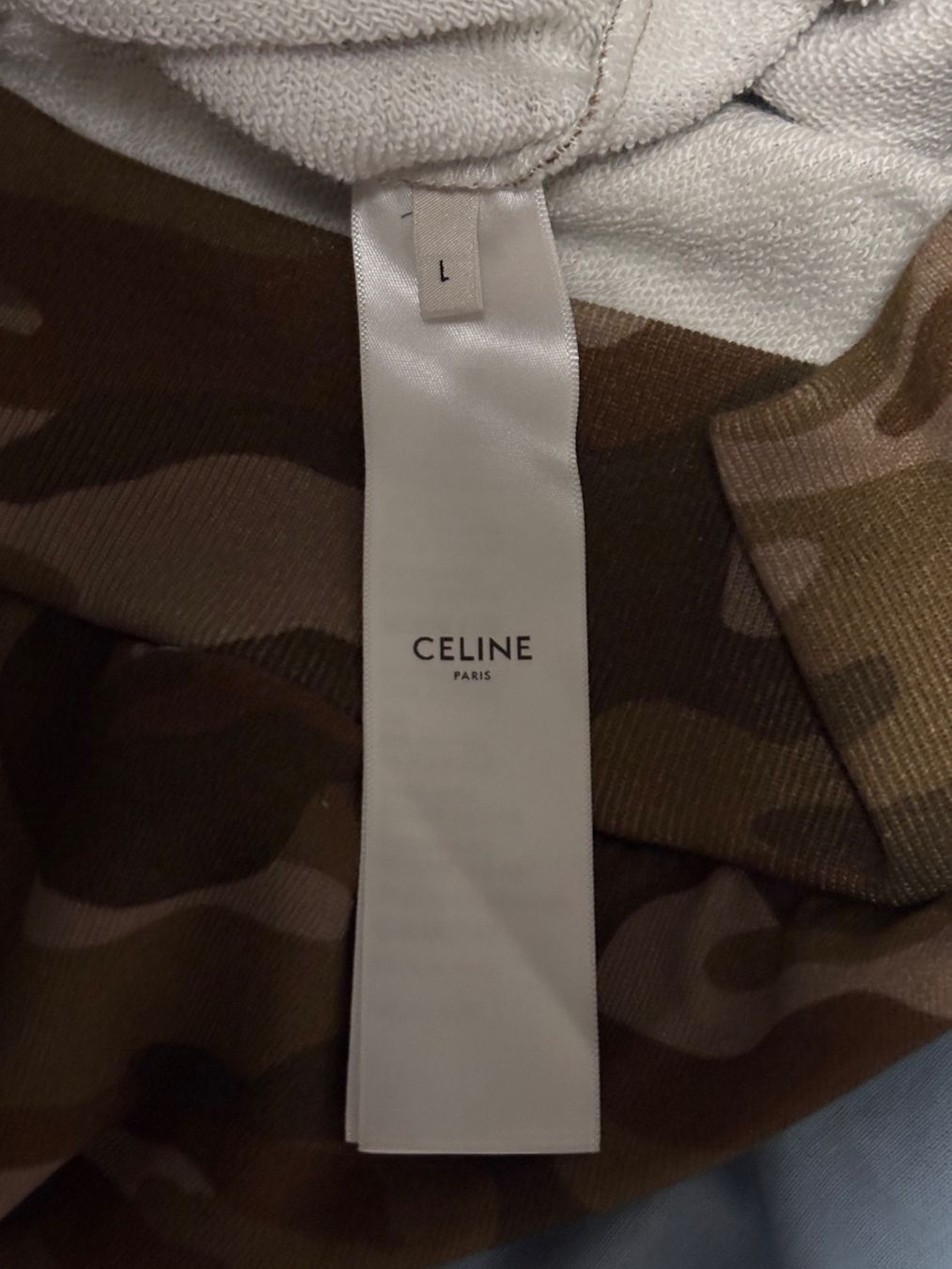 Celine Maglioni & Felpe: SWEAT À CAPUCHE CELINE MILITAIRE – Usato da Essertines-Yverdon venduto da aureljos_pics 3
