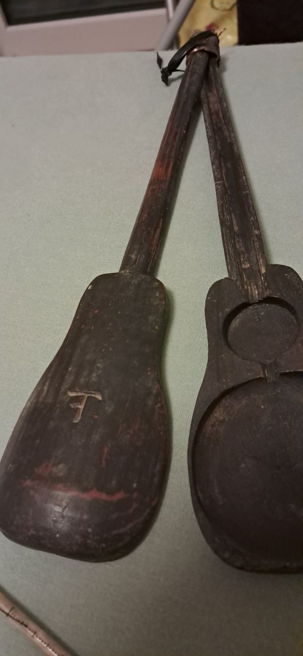 Laborzubehör: antike chinesische Opiumwaage in ihrer originalen Holzschutz – Gebraucht aus Chur von Okapi77