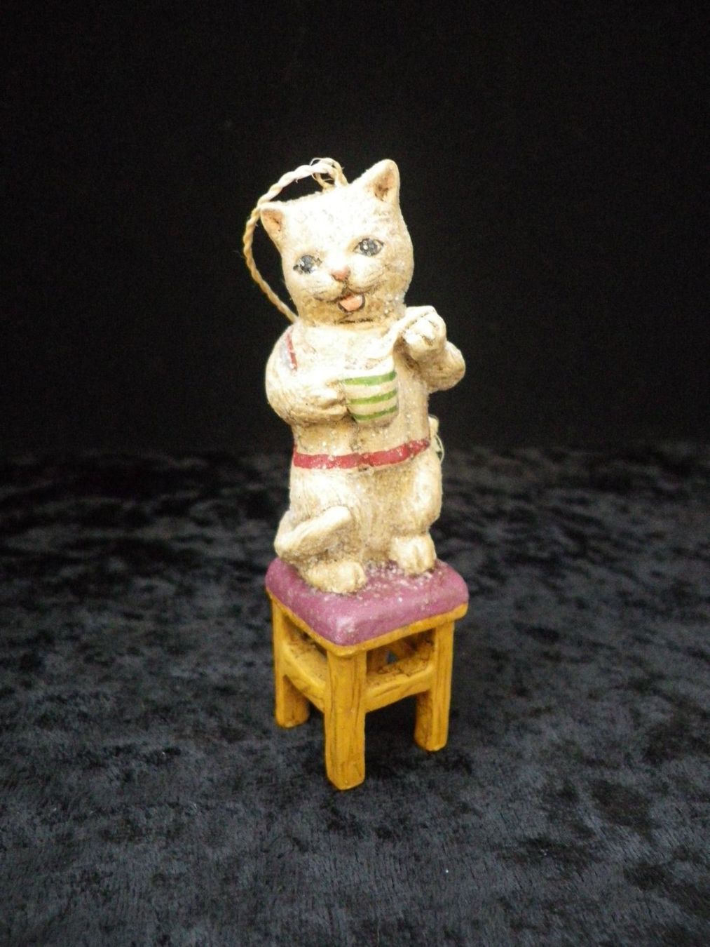 Statuette: Sammlerstück Katze auf Stuhl – Usato da Reinach BL venduto da Annodomini 3