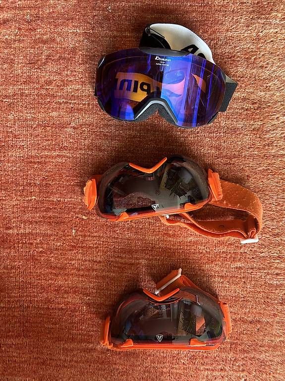 Caschi: Kinder Skibrillen und Helm  – Usato da Boll venduto da iii007 4