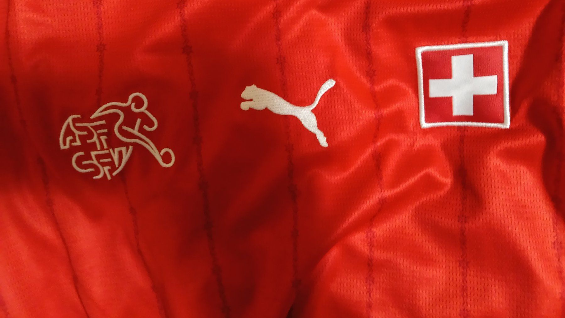 Puma Canottiere & Pantaloni: swiss nati trikot XL – Usato da Sigirino venduto da acquila16 2
