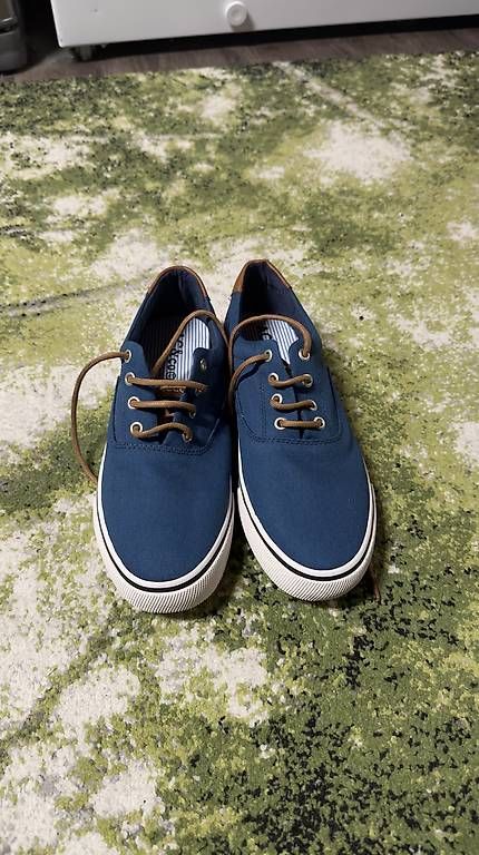 Scarpe da uomo: Sneaker Grösse 41  wie neu – Usato da Pratteln venduto da mer_lkt6 2