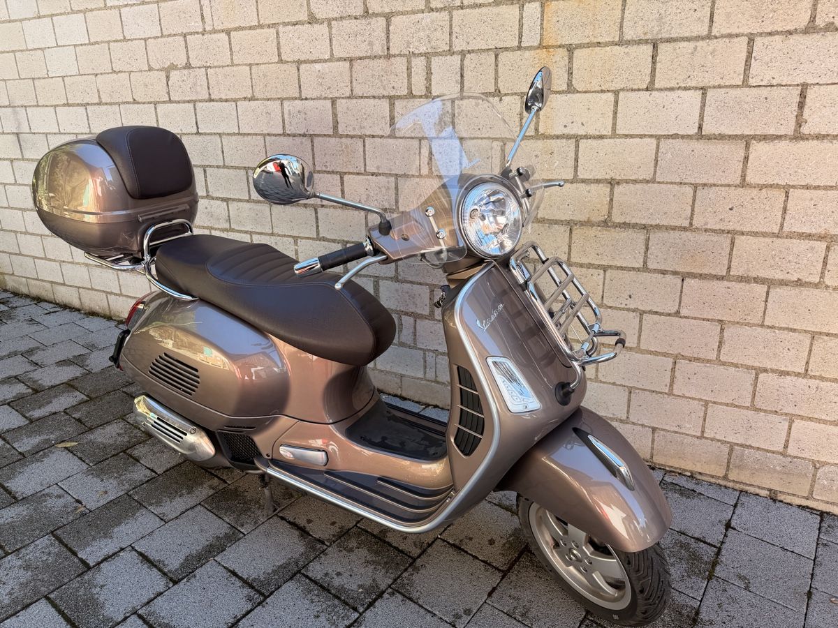 Vespa Scooters: Piaggo Vespa GTS 125 – Gebraucht aus Kirchleerau von kekev