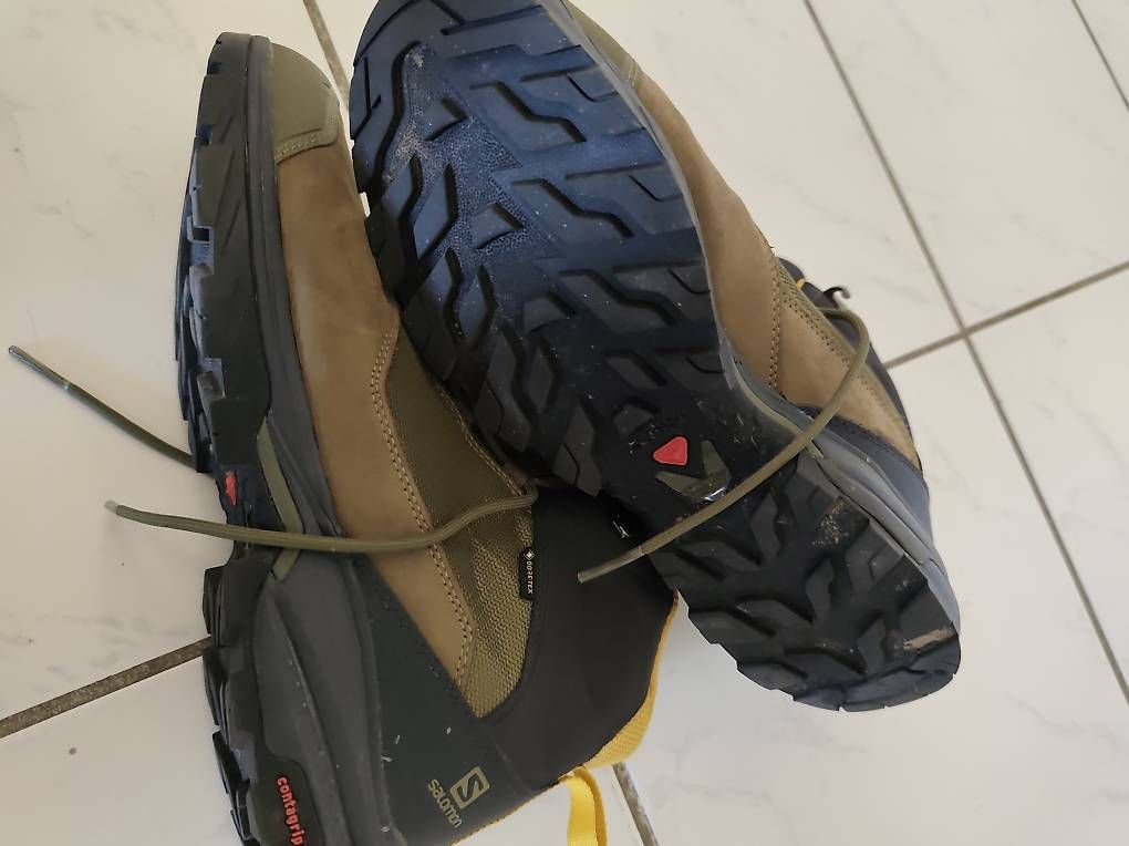 Herrenschuhe: Wanderschuhe Salomon Gr. 44 – Gebraucht aus Emmenbrücke von AKTA3123 1