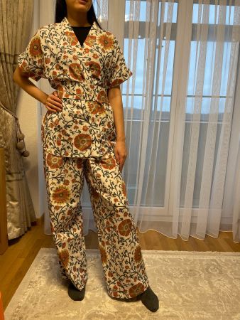 Ein schönes Set Suzani Style.Handgefertigt, neu