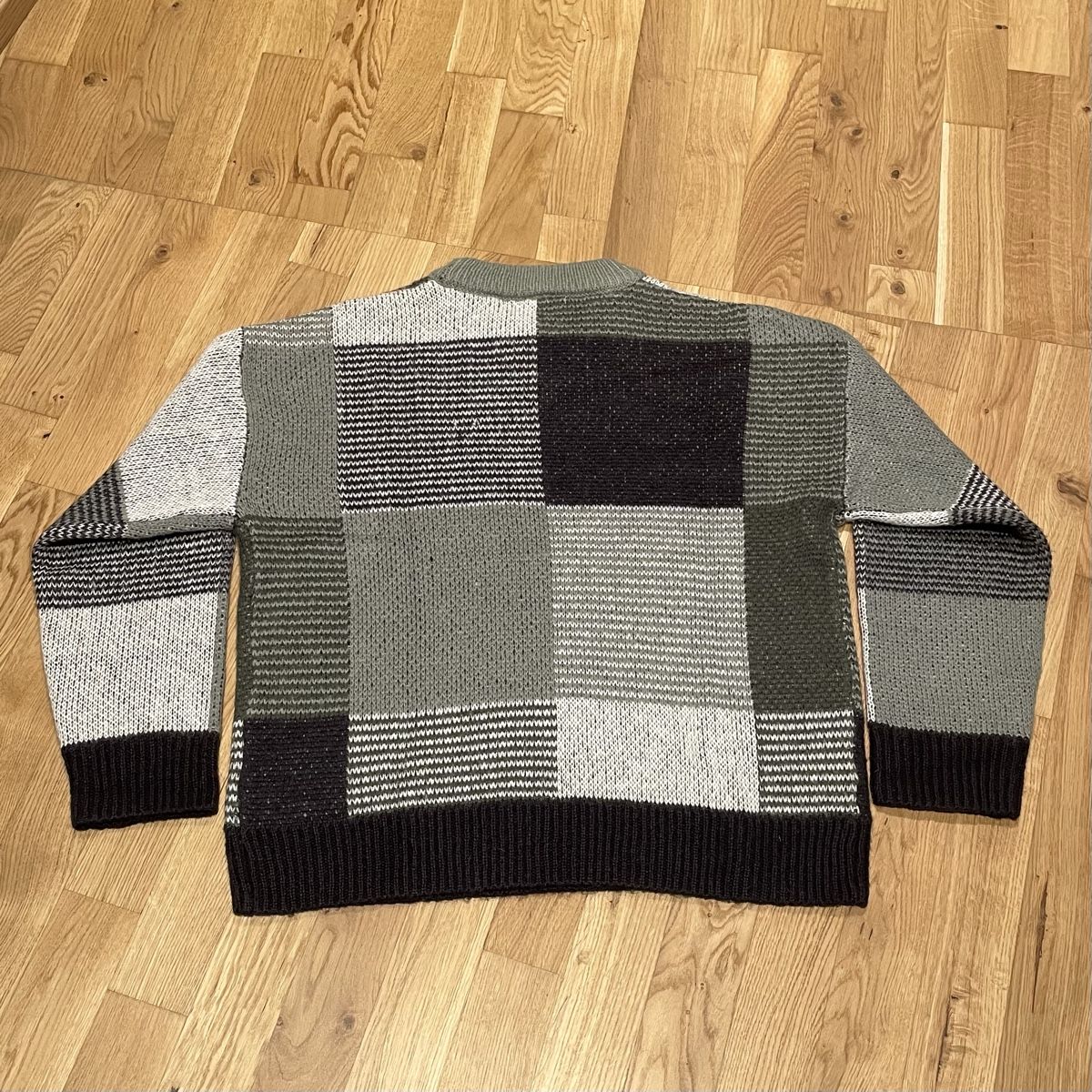 Pullover & Sweatshirts: Pullover Grösse 34 – Gebraucht aus Glis von lou.fr 3